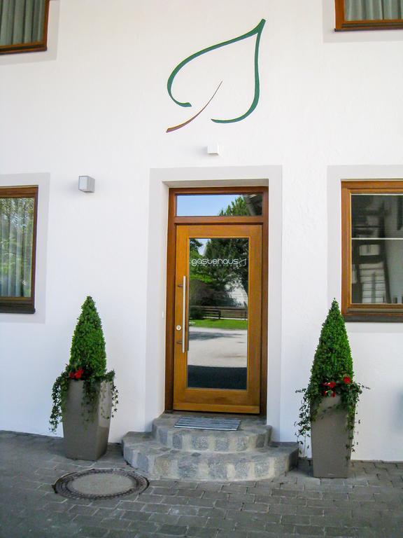 Gaestehaus Am Lindenhain Erding Esterno foto